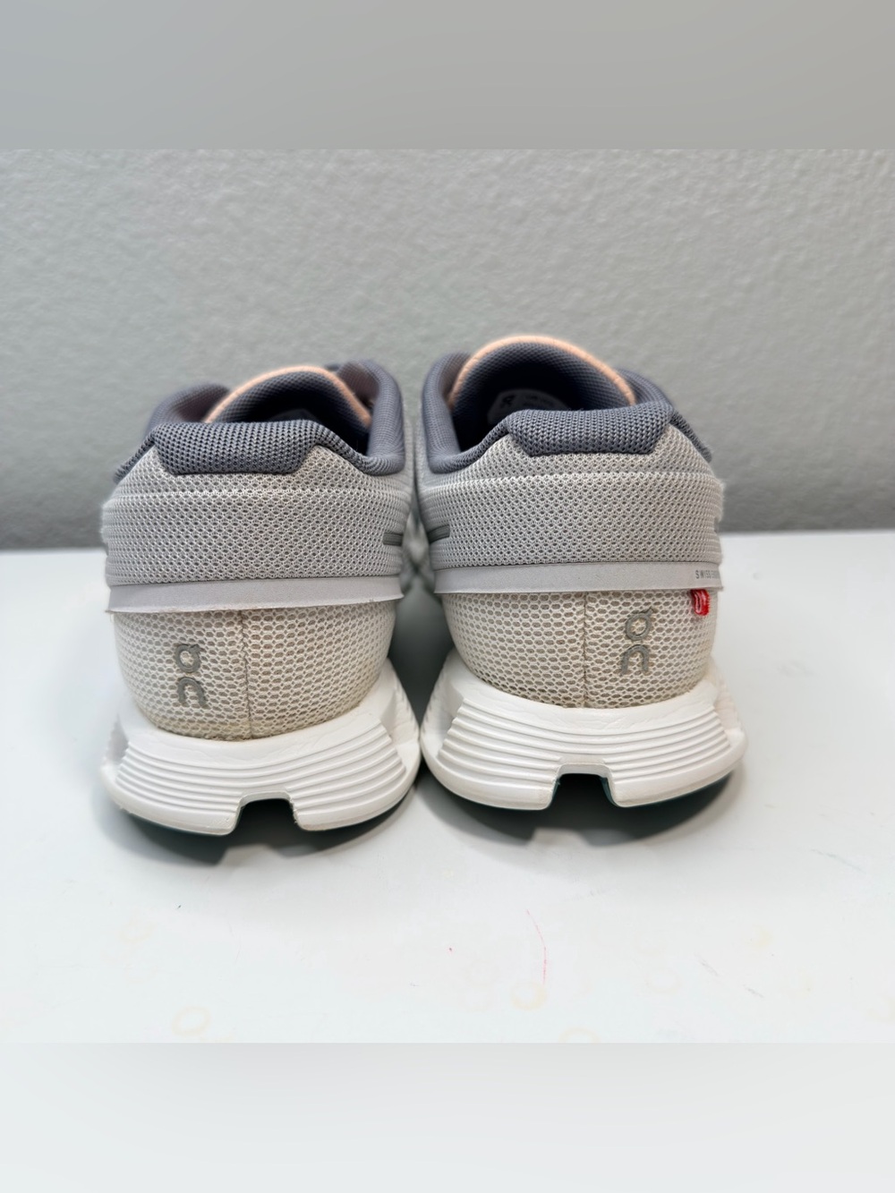 On Cloud 5 Push Women’s Running Shoes Glacier Undyed White Sneakers 69.98353 Sz8 - Picture 8 of 12